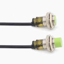 PR18-8DP2 DC PNP three wire normally closed NC