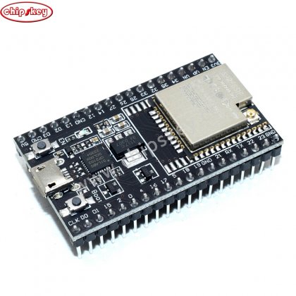 ESP32-WROOM-32U